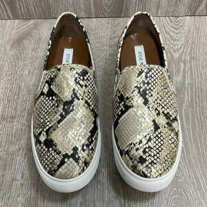 Steve Madden Safary Snakeskin Slip On Sneakers 9M